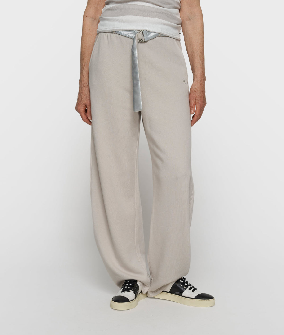 Pantalón 10DAYS Banana Fleece mujer stone, vista 2