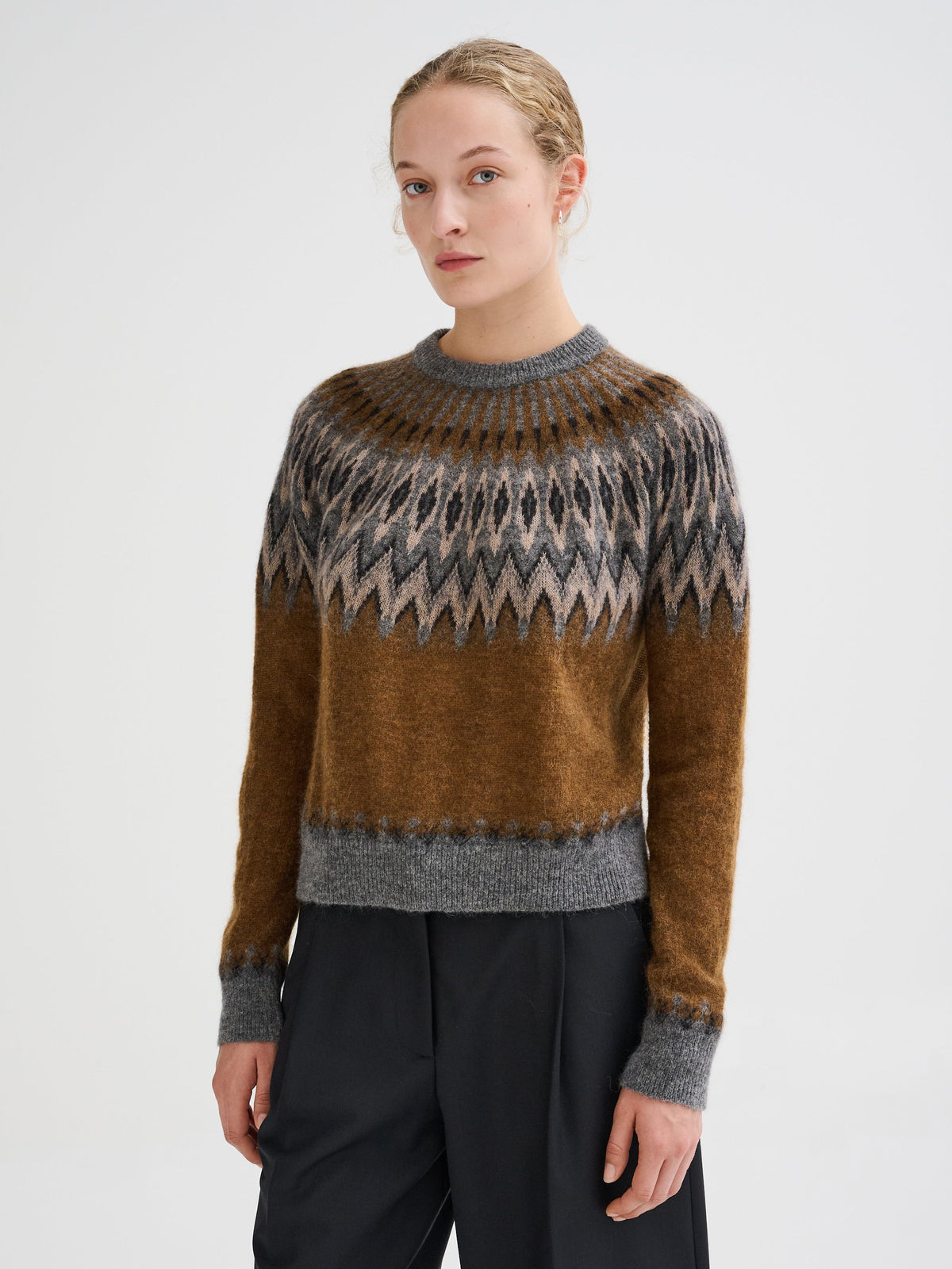Jersey jacquard nórdico Roberto Collina mujer camel