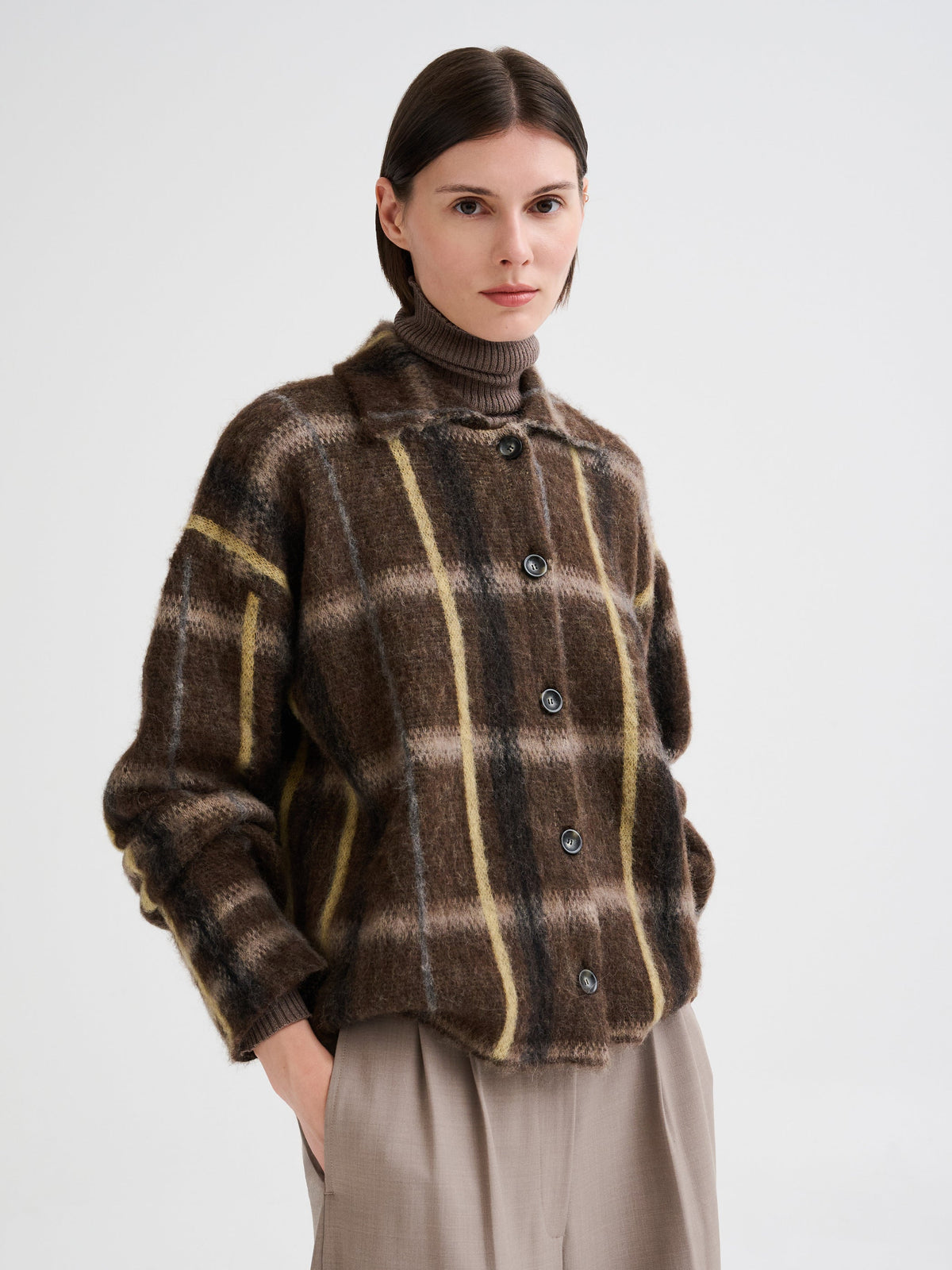 Overshirt Roberto Collina jacquard geométrico mujer marrón