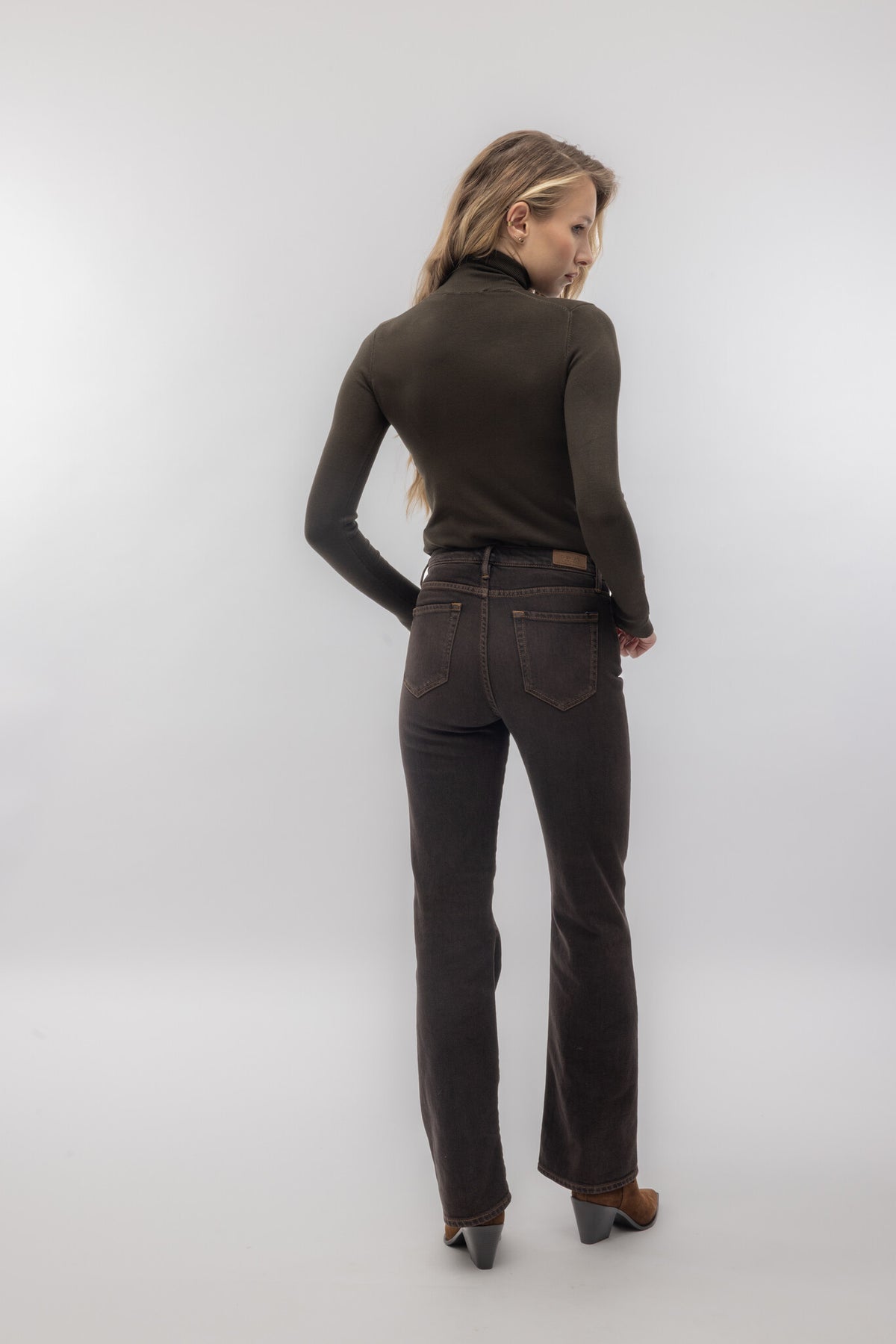 Pantalón vaquero Cigala's Straight 308 marrón, vista 2