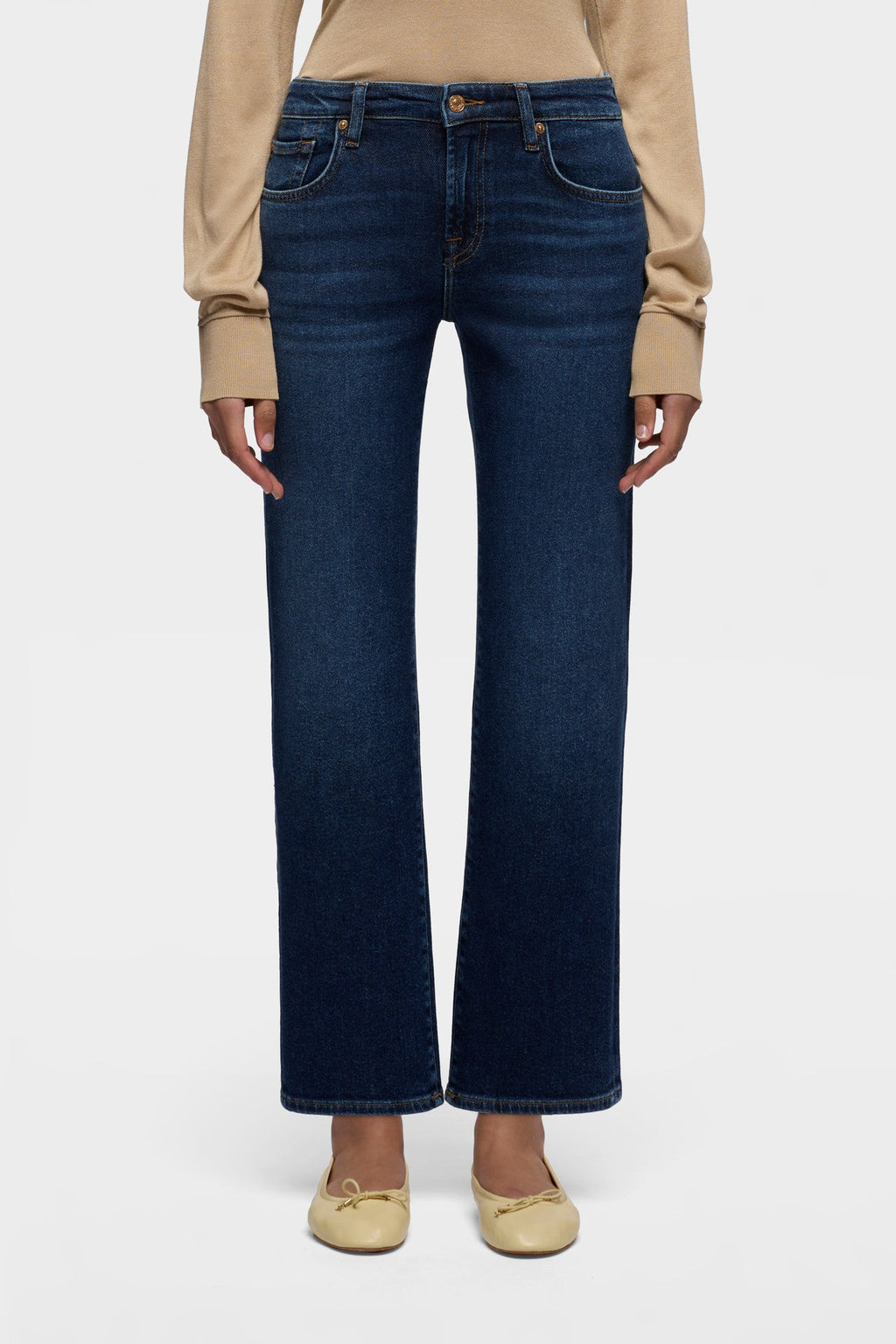 Vaquero 7 For All Mankind Calie azul oscuro de tiro medio, vista trasera
