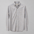 Camisa Borriello de popelín con fino cuadro vichy azul, camel y blanco, cuello button-down, vista frontal