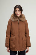 Chaqueta Field Woolrich mujer camel con cuello de pelo