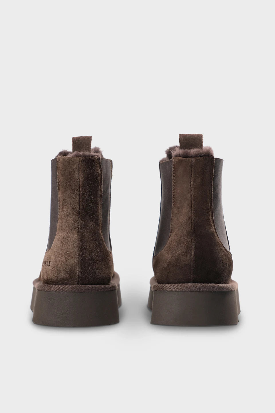 Vista trasera de las botas Chelsea CPH267 de Copenhagen Studios