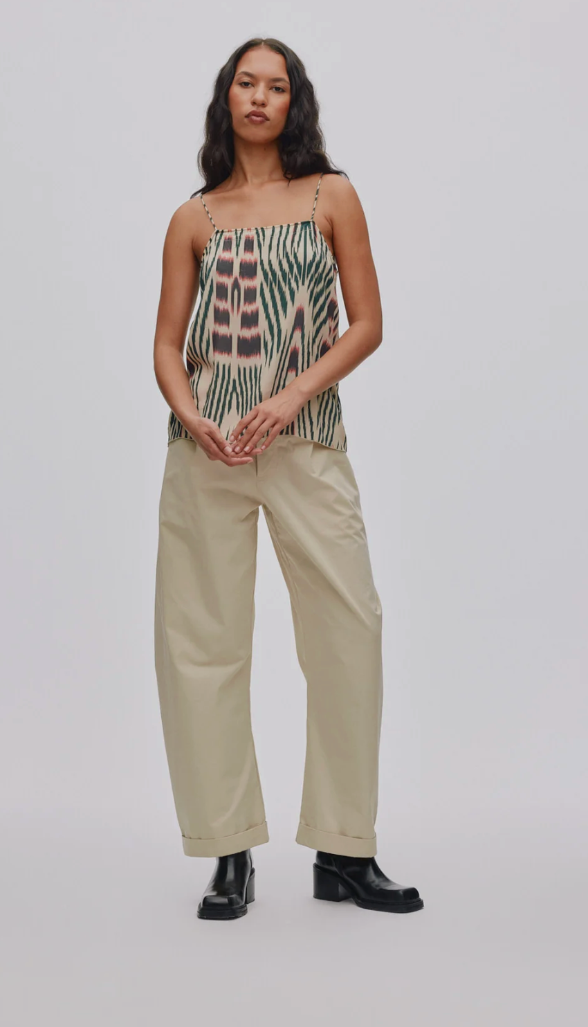 Top Ikat Rabens Saloner Trapper
