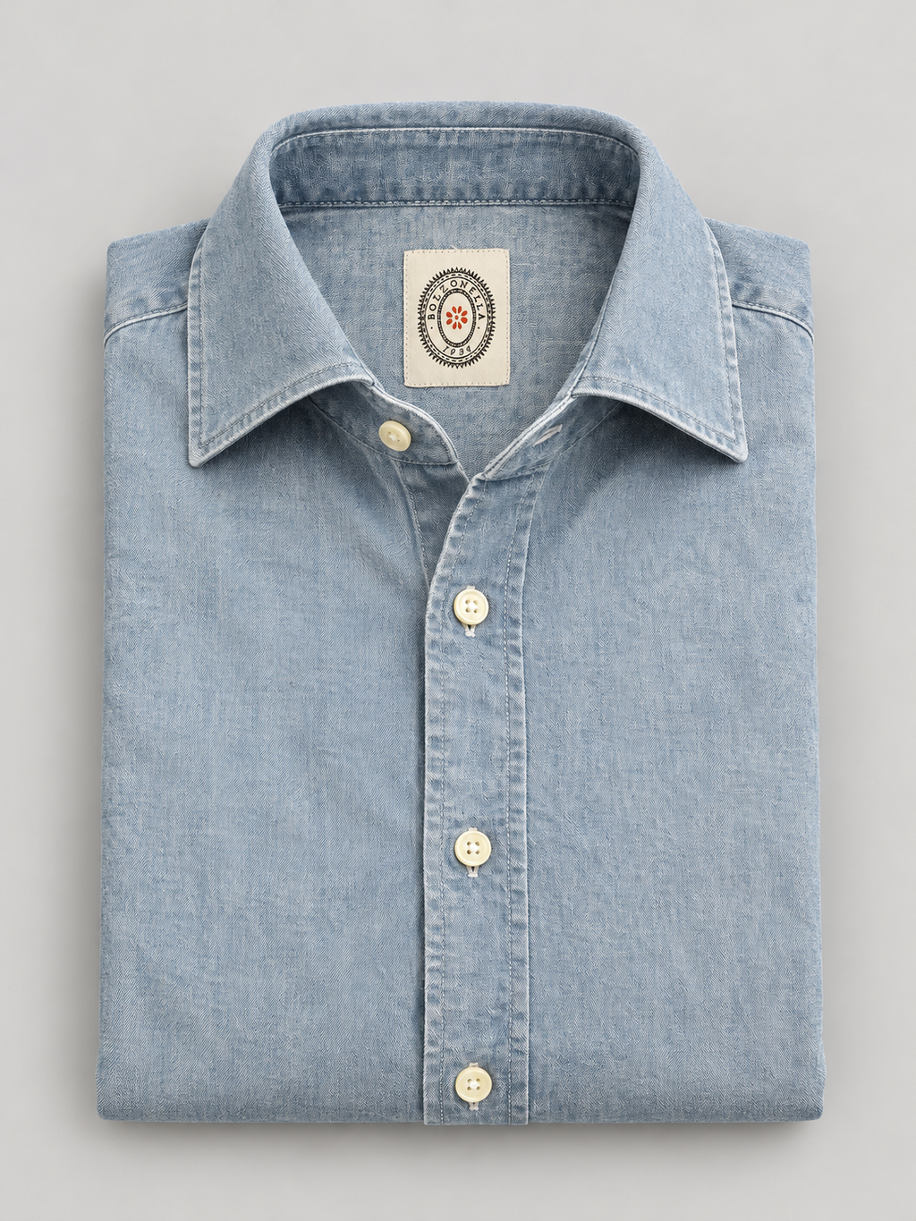 Camisa vaquera celeste Bolzonella Buell98 doblada