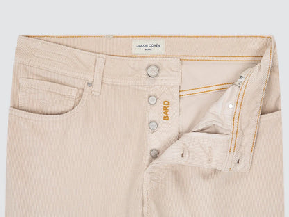 Pantalón Jacob Cohën Bard pana Almond White detalle interior