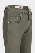 Pantalón Tramarossa Leonardo Slim Relax Kakhi detalle frontal