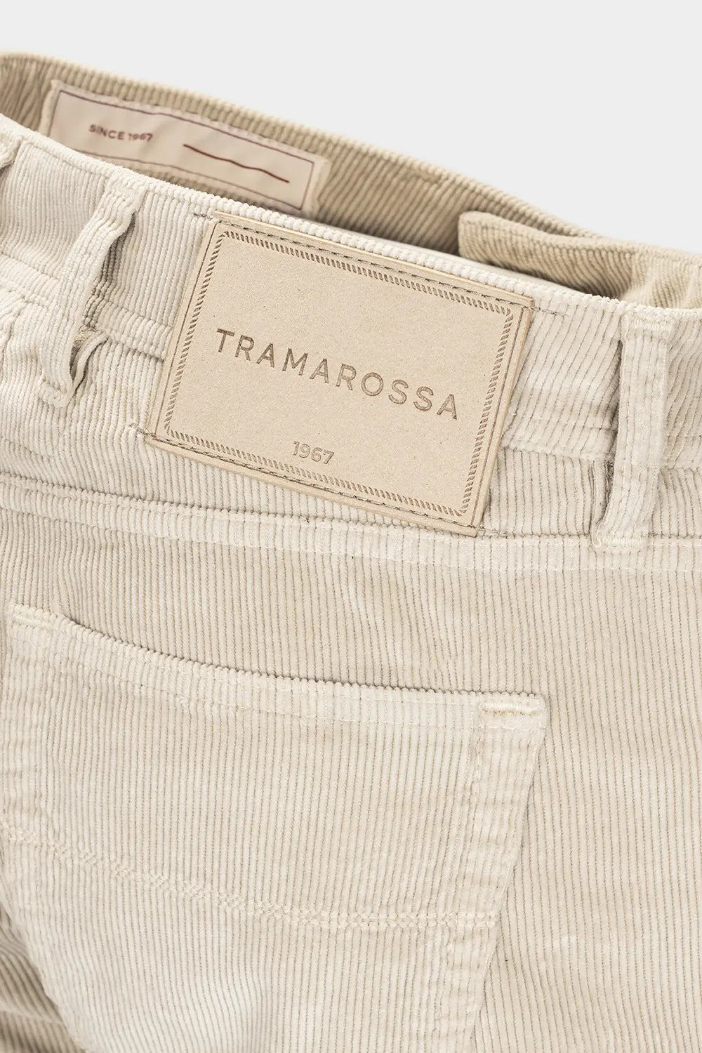 Pantalón Tramarossa Michelangelo Regular pana Beige detalle trasero